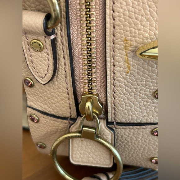 COACH Crystal Rivet Pebble Leather Camera Bag Crossbody in Nude Pink - Picture 6 of 12